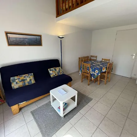 Holiday home Maison De 8 Pers A 300m Avec Terrasse Et Parking, - Fr-1-224c-272 *